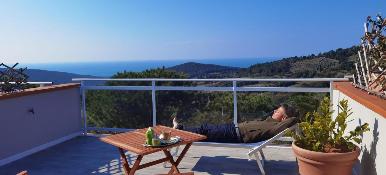 Vista Sulle Isole Dell'Arcipelago Toscano Nibbiaia Kültér fotó